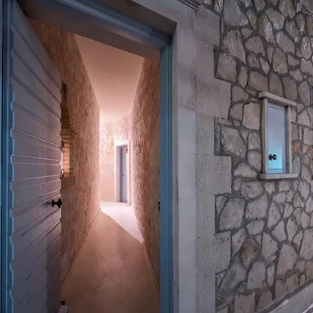 Adrieli Kır Evi *