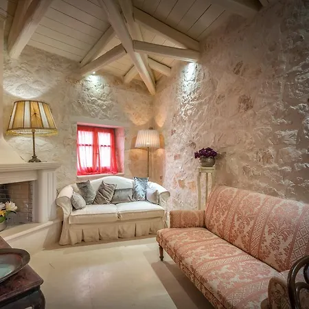 Adrieli Kır Evi *